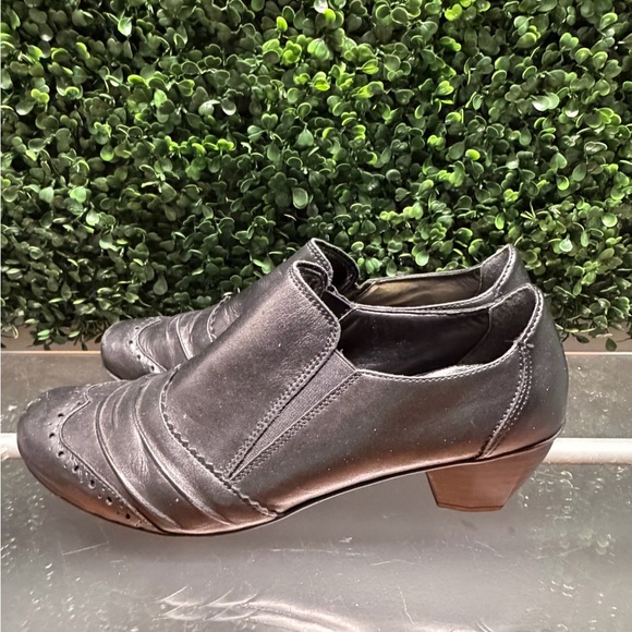 Rieker Black Leather Low Heel Ankle Slip-On Booties - Picture 3 of 10